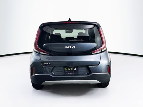 Used 2025 Kia Soul LX w/ LX Technology Package image 7
