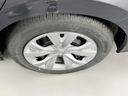 Used 2023 Honda Civic LX image 28
