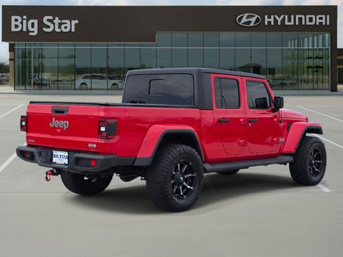 Used 2020 Jeep Gladiator Overland AWD/4WD image 4