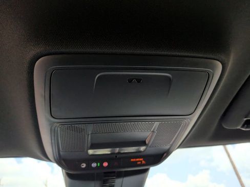 New 2026 Chevrolet Traverse LT w/ Midnight/Sport Edition FWD image 20