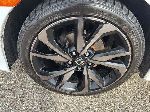 Used 2019 Honda Civic Sport image 9