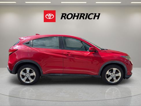 Used 2016 Honda HR-V LX image 5