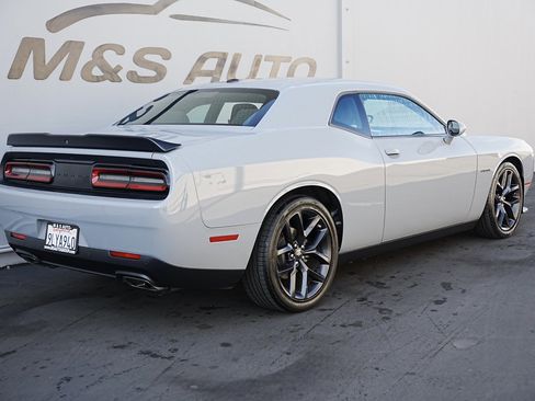 Used 2022 Dodge Challenger R/T w/ Blacktop Package image 4