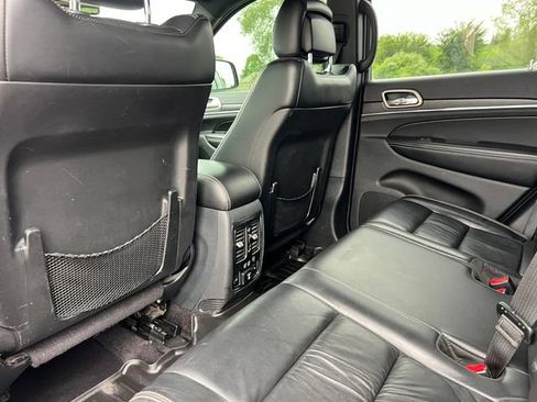 Used 2016 Jeep Grand Cherokee Limited AWD/4WD image 30
