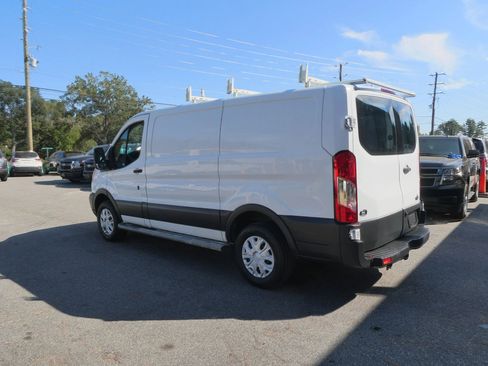 Used 2016 Ford Transit 250 130 Low Roof w/ Exterior Upgrade Package RWD image 8