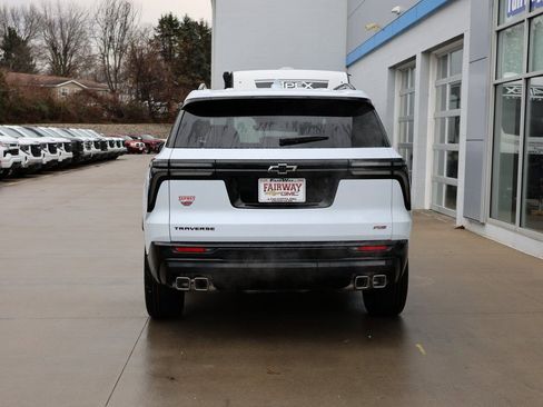 New 2026 Chevrolet Traverse RS FWD image 9