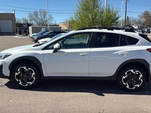 Used 2022 Subaru Crosstrek 2.5i Limited w/ Moonroof Package 2 AWD/4WD image 8
