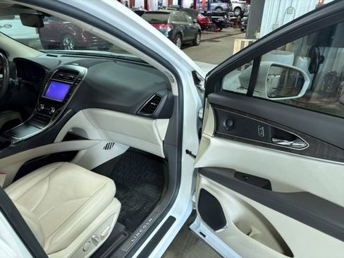Used 2019 Lincoln Nautilus Reserve AWD/4WD image 20