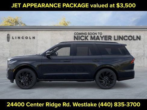 New 2026 Lincoln Navigator Reserve w/ Jet Appearance Package image 3