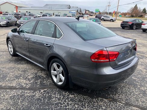 Used 2012 Volkswagen Passat 2.5 SE image 5