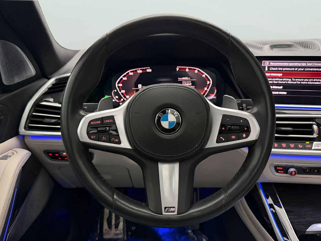Used 2020 BMW X7 M50i w/ Dynamic Handling Package AWD/4WD image 12