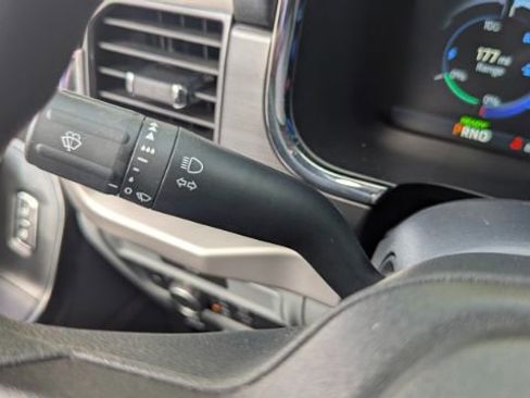 Used 2022 Ford F150 Lightning Pro image 26