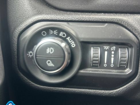 Used 2020 Jeep Gladiator Mojave w/ Cold Weather Group AWD/4WD image 26
