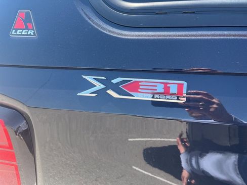 Used 2024 GMC Sierra 1500 SLT w/ SLT Premium Plus Package image 8