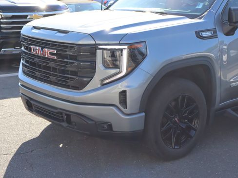 Used 2023 GMC Sierra 1500 Elevation AWD/4WD image 6