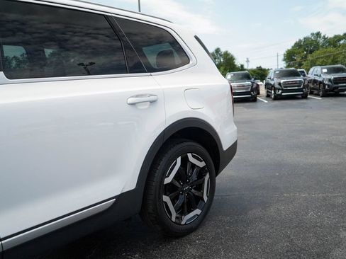 Used 2025 Kia Telluride S FWD image 23