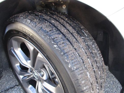 Used 2023 Honda Accord EX image 50