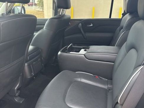 Certified 2024 INFINITI QX80 Premium Select w/ Cargo Package image 9