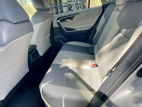 Used 2025 Toyota RAV4 XLE Premium image 12