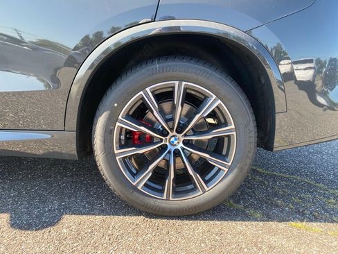 New 2026 BMW X5 xDrive40i w/ M Sport Package AWD/4WD image 5