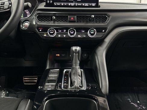 Used 2025 Acura Integra A-Spec image 24