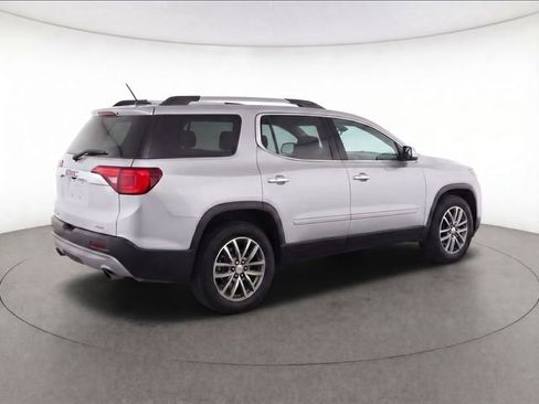 Used 2017 GMC Acadia SLE w/ Driver Alert Package I AWD/4WD image 4