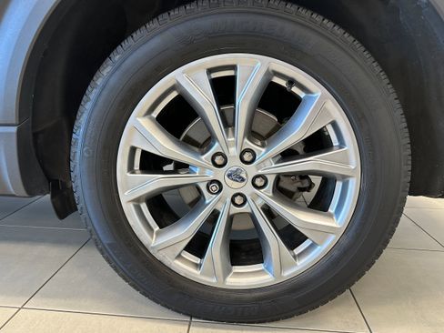 Used 2020 Ford Explorer Limited image 8