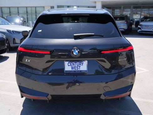 Used 2026 BMW iX xDrive45 AWD/4WD image 4