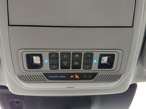 Certified 2022 Ford Explorer XLT w/ Equipment Group 202A image 37