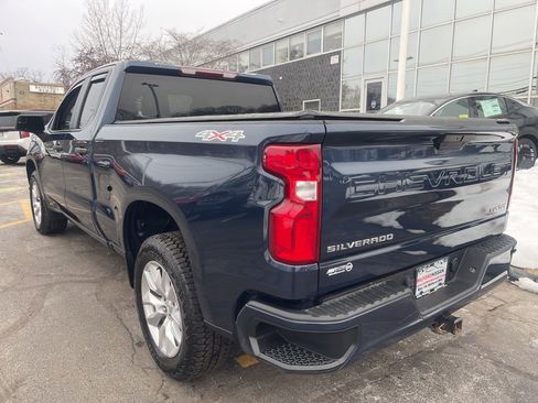 Used 2022 Chevrolet Silverado 1500 Custom w/ Safety Confidence Package image 3