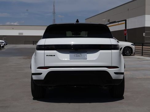 Certified 2026 Land Rover Range Rover Evoque Dynamic SE AWD/4WD image 6