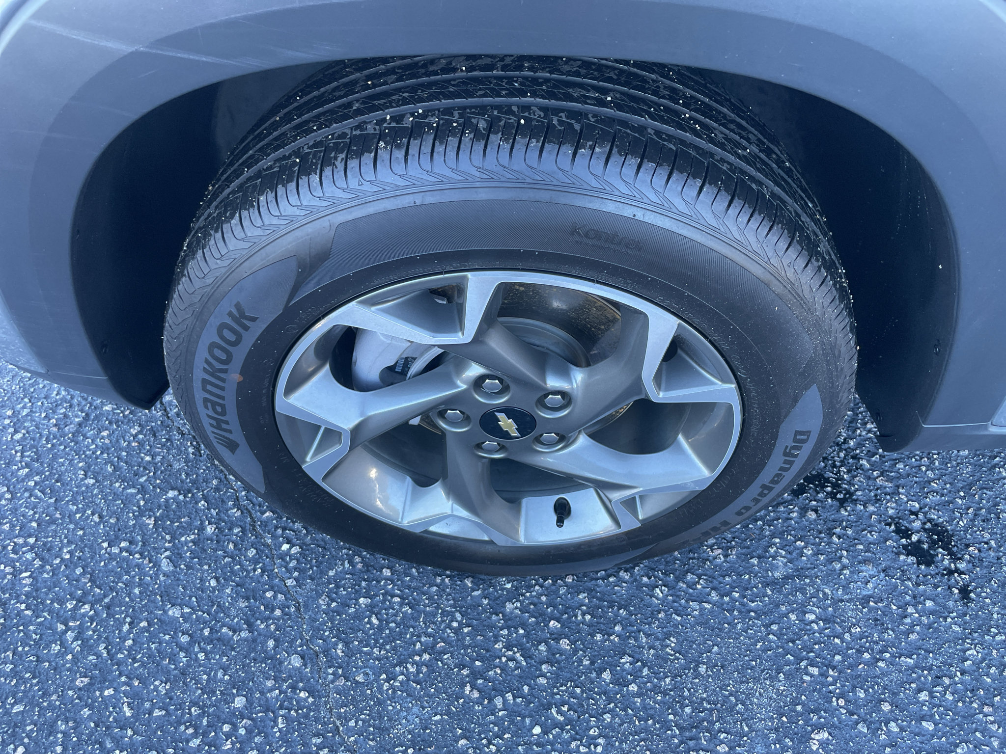 Certified 2025 Chevrolet Trax LT FWD image 6