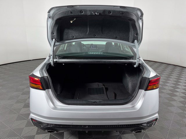Used 2025 Nissan Altima 2.5 SR FWD image 47