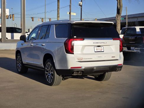 New 2026 GMC Yukon Denali w/ Sun & Power Step Package image 4