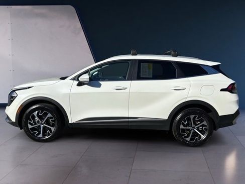 Certified 2023 Kia Sportage EX image 2