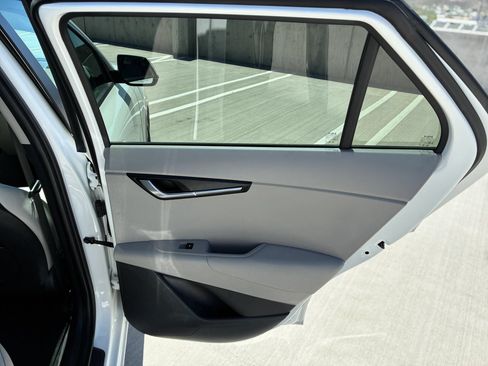 Used 2023 Kia Niro Wind FWD image 39