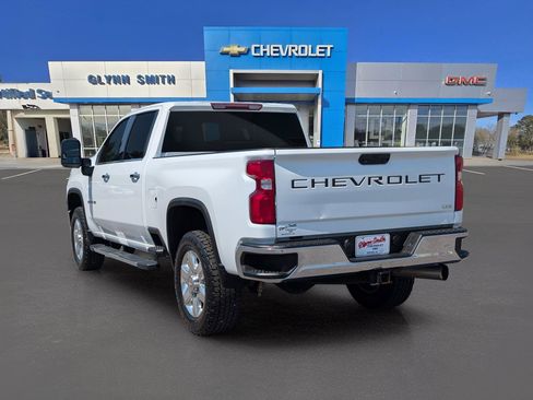 Used 2022 Chevrolet Silverado 2500 LTZ w/ LTZ Convenience Package AWD/4WD image 12
