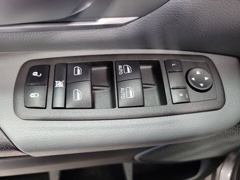 Used 2022 RAM 1500 Big Horn AWD/4WD image 33