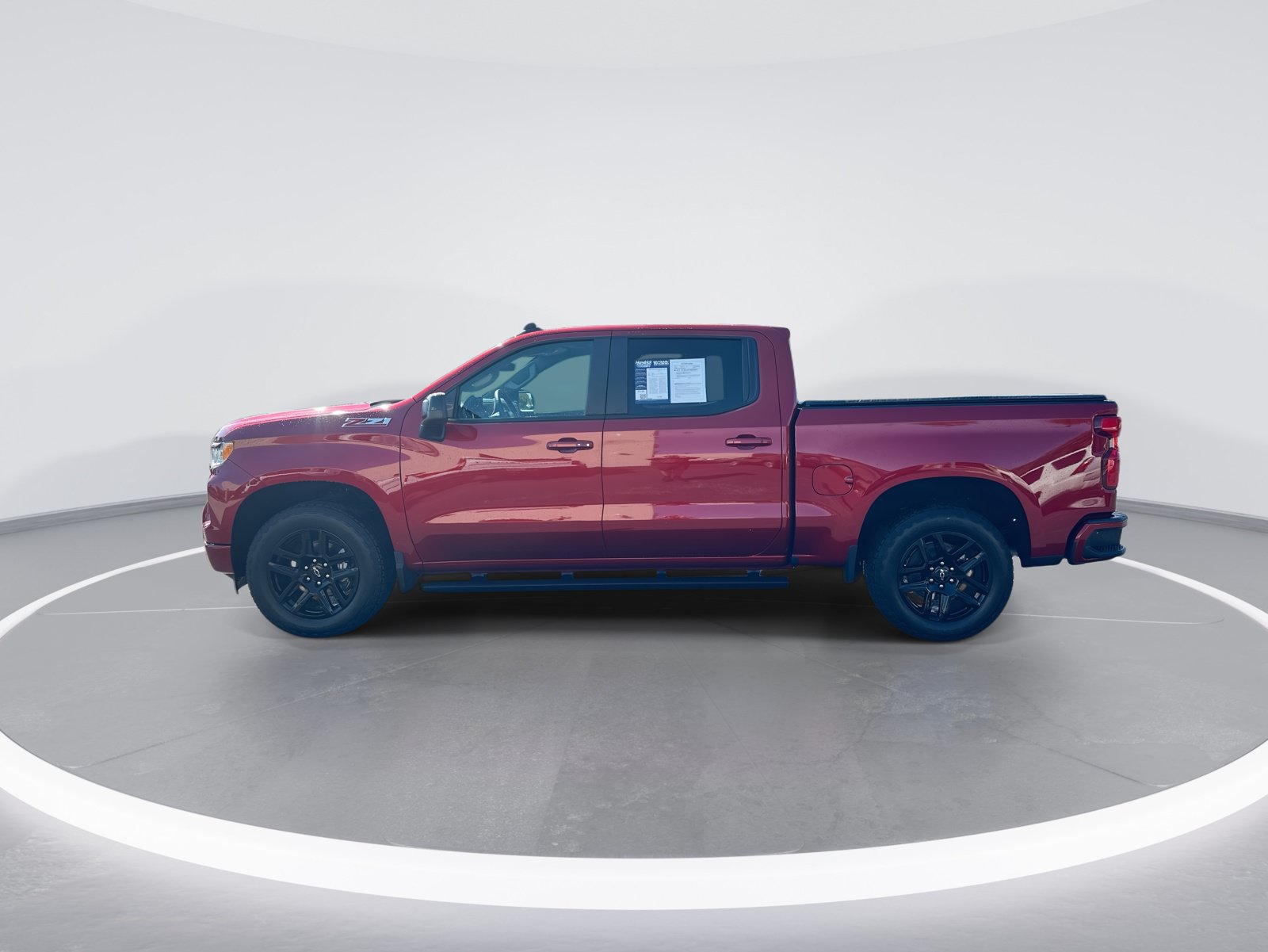 Used 2025 Chevrolet Silverado 1500 RST AWD/4WD image 6