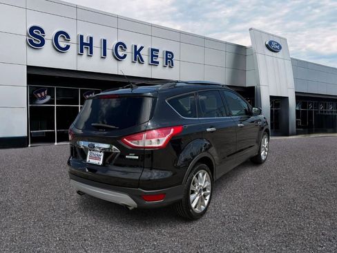 Used 2015 Ford Escape SE w/ SE Chrome Package FWD image 2