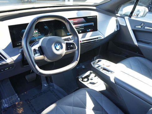 Certified 2023 BMW iX M60 image 22