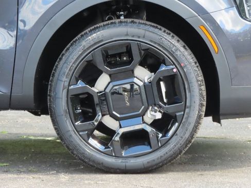 Certified 2026 Kia Sorento X-Line EX AWD/4WD image 18