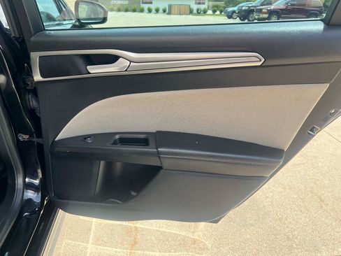 Used 2019 Ford Fusion S FWD image 57