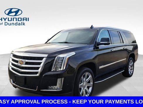 Used 2020 Cadillac Escalade ESV Luxury RWD image 2