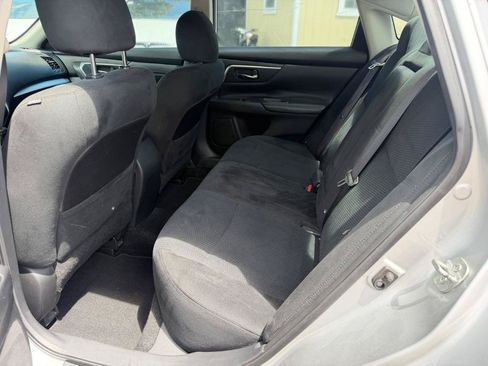 Used 2015 Nissan Altima 2.5 S w/ Special Edition Package FWD image 12
