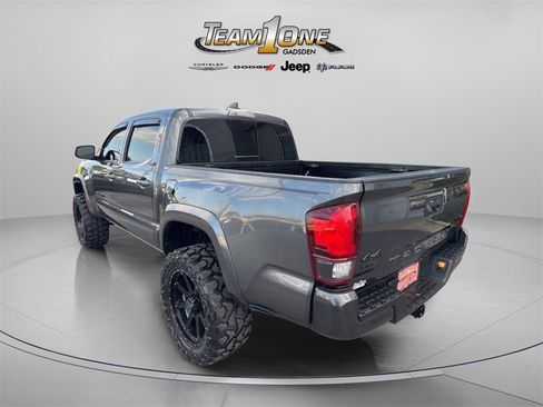 Used 2023 Toyota Tacoma TRD Sport image 6