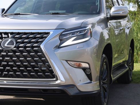 Used 2023 Lexus GX 460 Luxury w/ Sport Design Package image 77