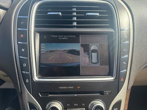 Used 2016 Lincoln MKX Reserve w/ Technology Package AWD/4WD image 28
