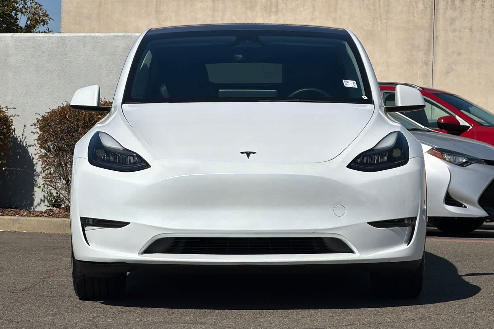 Used 2023 Tesla Model Y AWD image 10