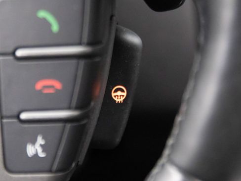 Used 2016 Land Rover LR4 HSE AWD/4WD image 72